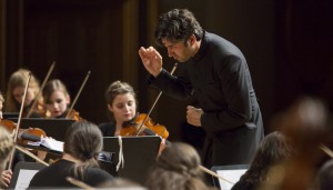 AD CLASSICS - David Afkham, Principal conductor of the Spanish National Orchestra & Gustav Mahler Joven Orquesta copy